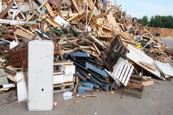 what-you-need-to-know-about-old-office-furniture-disposal